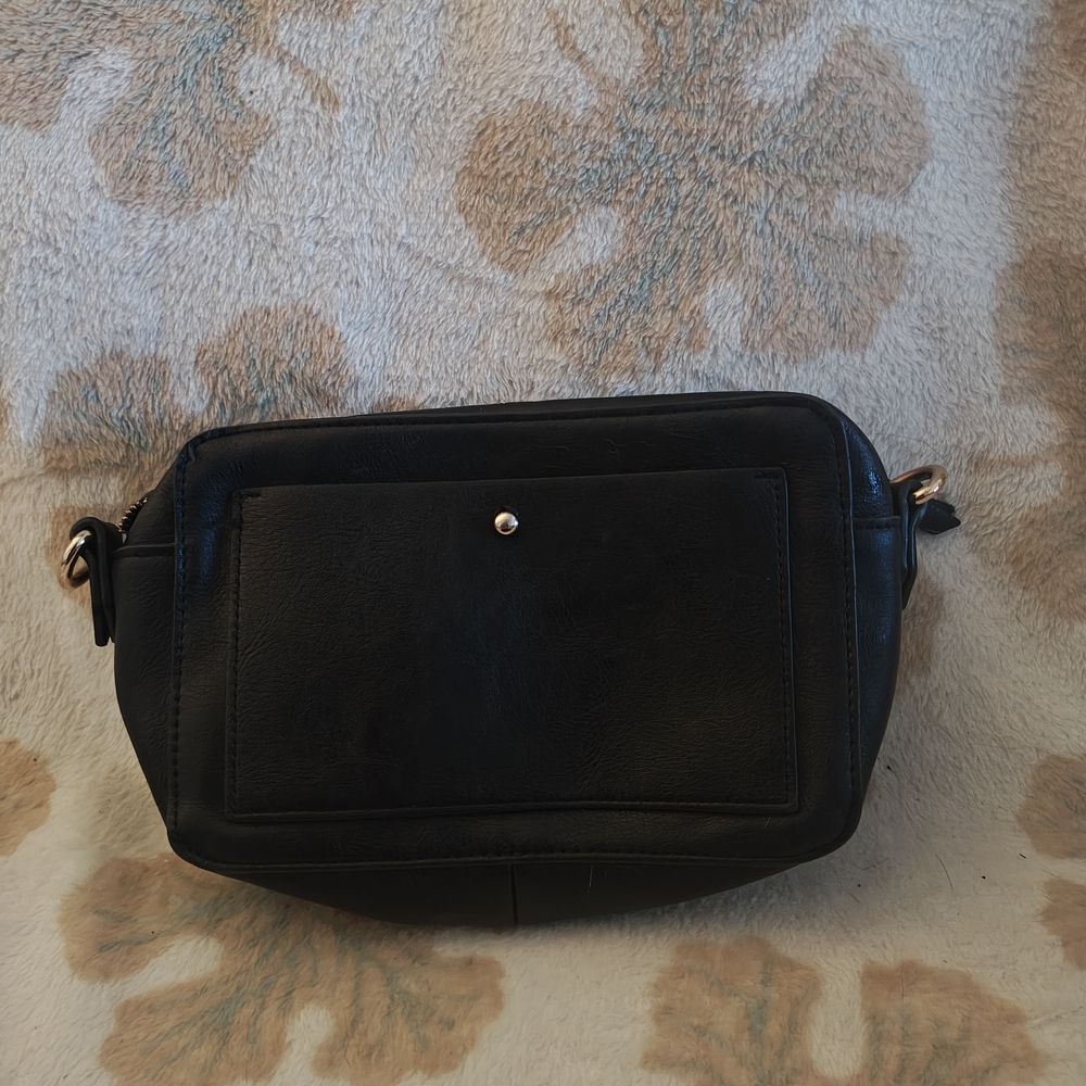 Moda Luxe Black and Cream Logo Plaque Crossbody